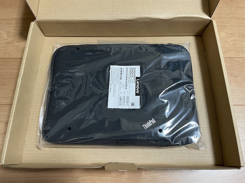 レノボ・ジャパン 4X40N18008 ThinkPad 13インチ スリーブケ