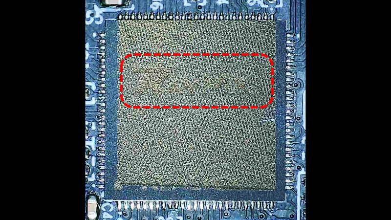 SSD 2TB コントローラー マイクロスコープ画像