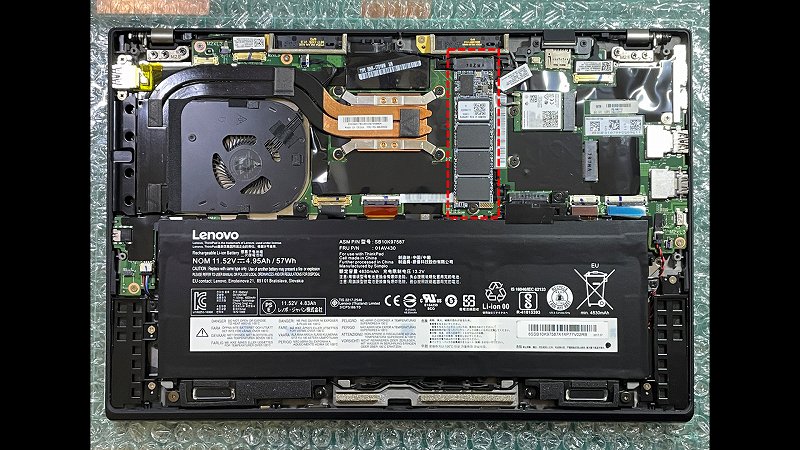 Acclamator NVMe SSD N30 256GB ThinkPad X1 Carbon 5th 取付状態