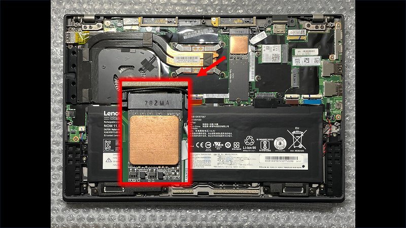 SomnAmbutist NVMe SSD 256GB ThinkPad X1 Carbon 5th 取付状態（ヒートシンク取付）